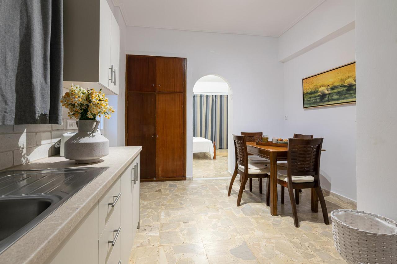 Denise Studios And Apartments Argassi Ngoại thất bức ảnh