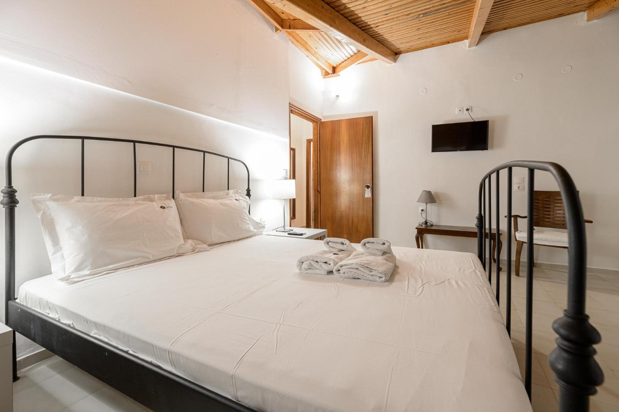 Denise Studios And Apartments Argassi Ngoại thất bức ảnh
