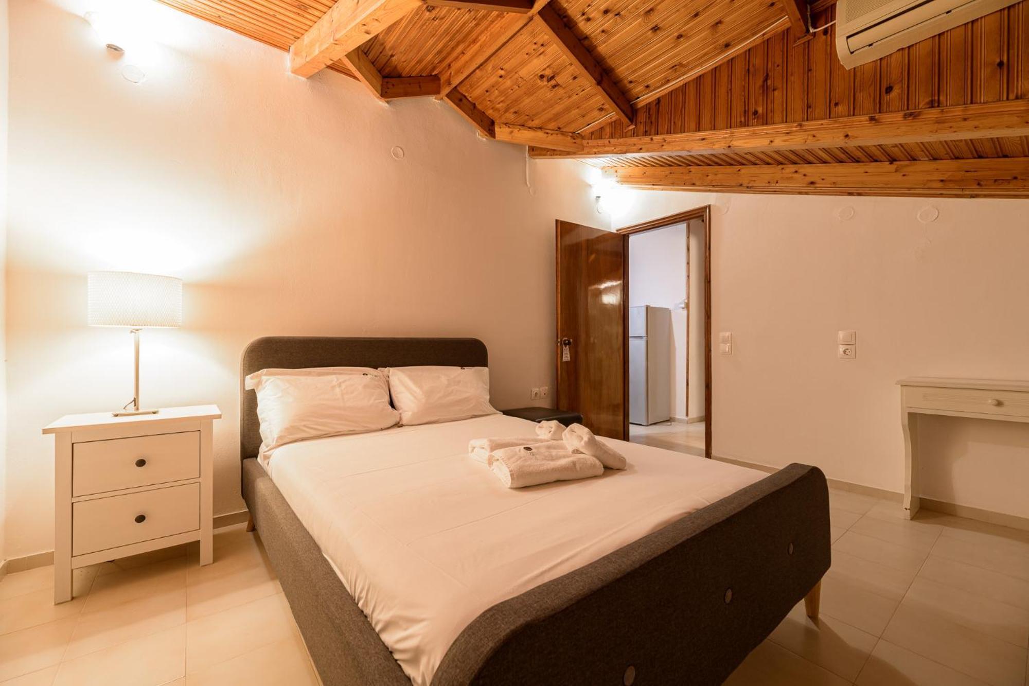 Denise Studios And Apartments Argassi Ngoại thất bức ảnh