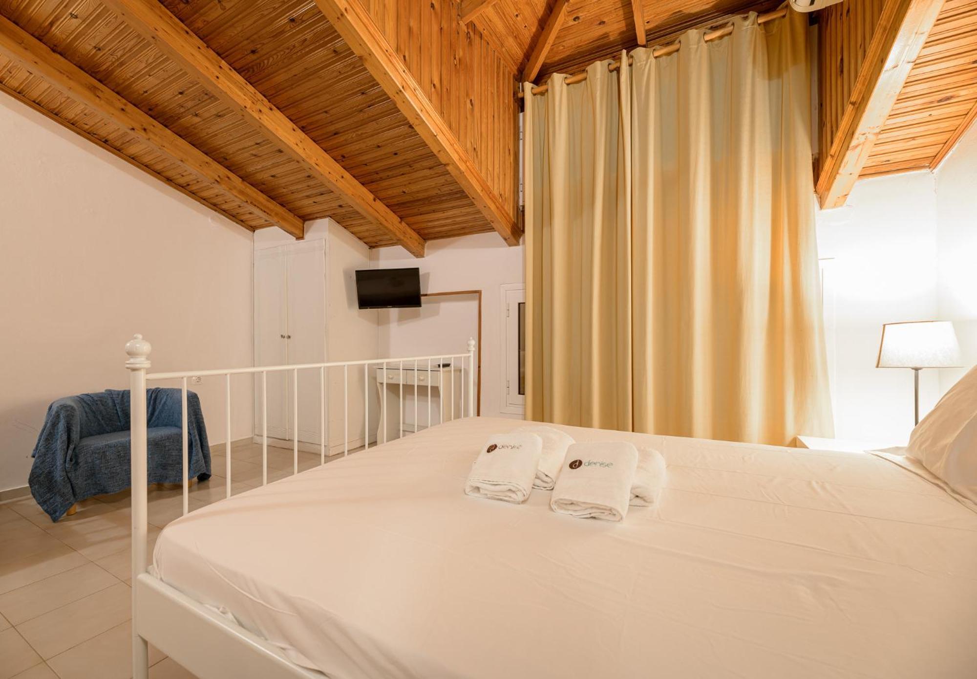 Denise Studios And Apartments Argassi Ngoại thất bức ảnh